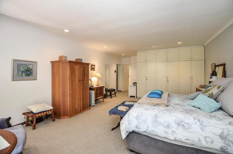 6 Bedroom Property for Sale in Welgemoed Western Cape